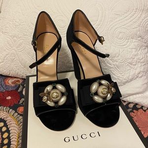 Gucci Heels: Black Velvet